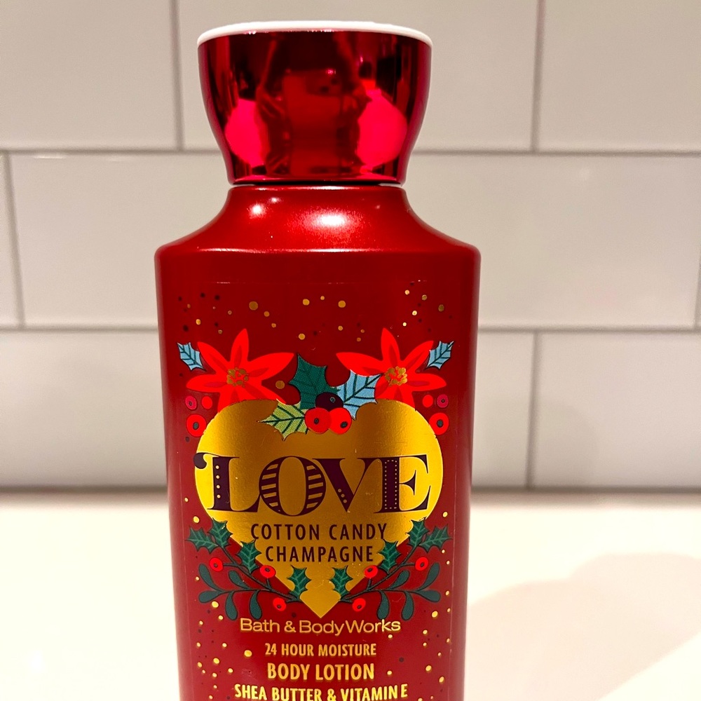 Bath & Body Works Cotton Candy Champagne